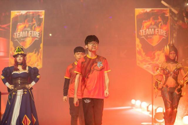 汲取自信与 汲取自信与