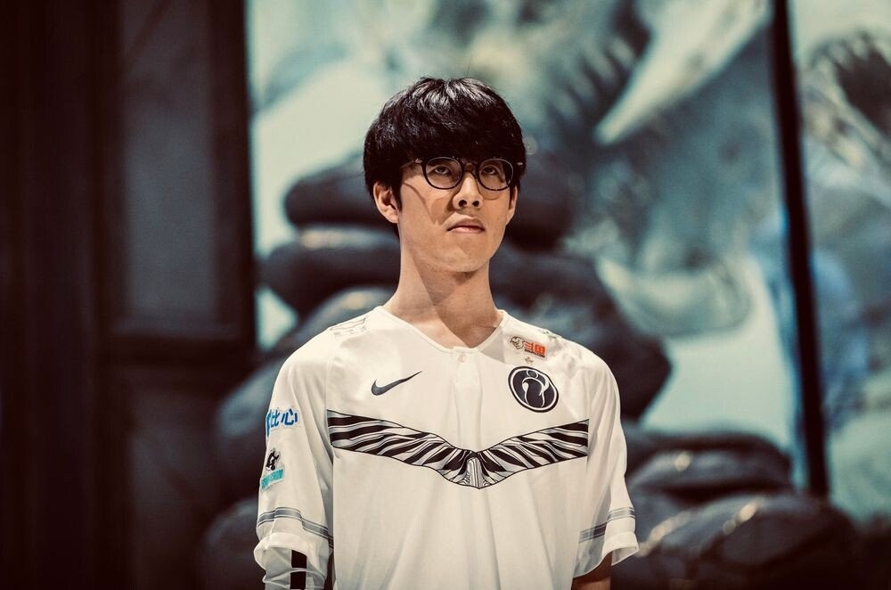 结成新的一 结成新的一