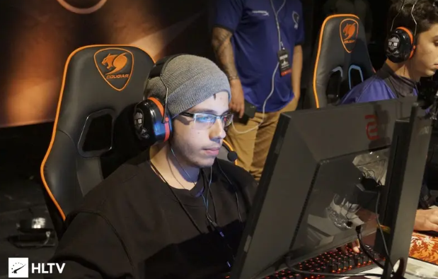 成为球队更 成为球队更